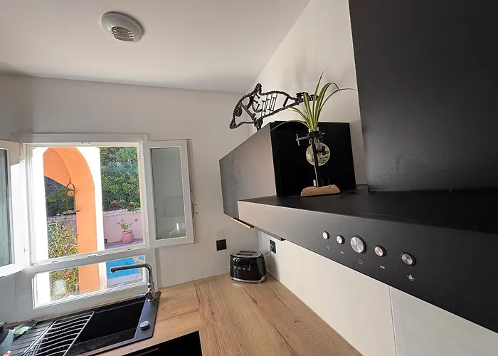 Vue Sur Le Golfe De Florent 圣弗洛朗